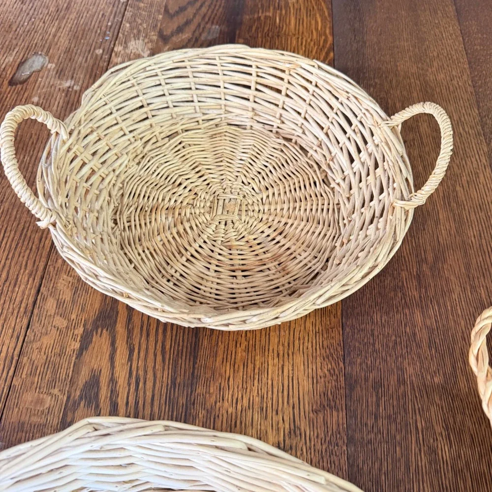 Vintage Wicker Wall Basket Set of 3 English Cottage Kitchen Wall Decor